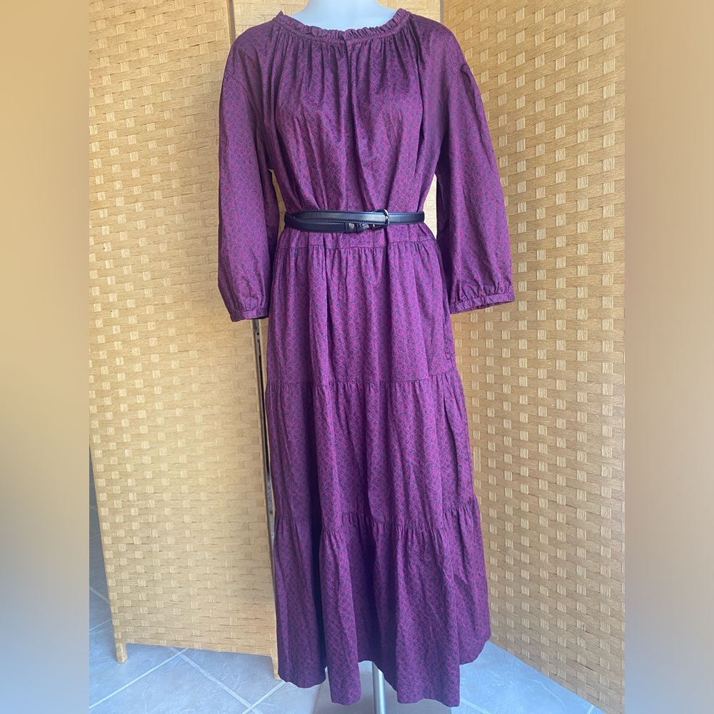 Gap dress. Large. 3/4 length sleeves, pockets, (Belt not included)